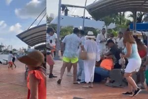 Enfrentamiento masivo en Cartagena: sillas volaron durante disputa entre visitantes y residentes