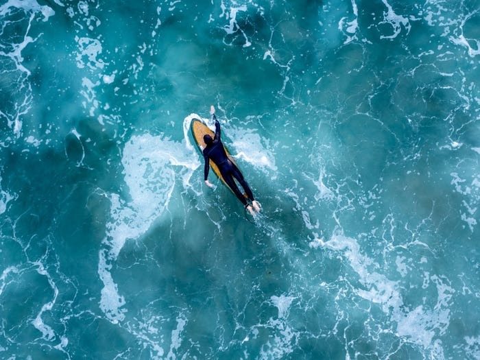 Ein Junge, der vor zehn Jahren auf See verschollen war, kehrt unerwartet nach Hause zurück