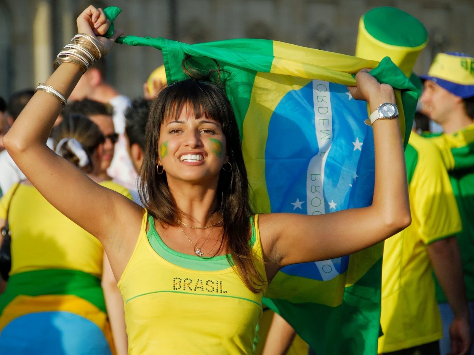 Warum Männer brasilianische Frauen bewundern: 9 verborgene Merkmale ihrer Attraktivität