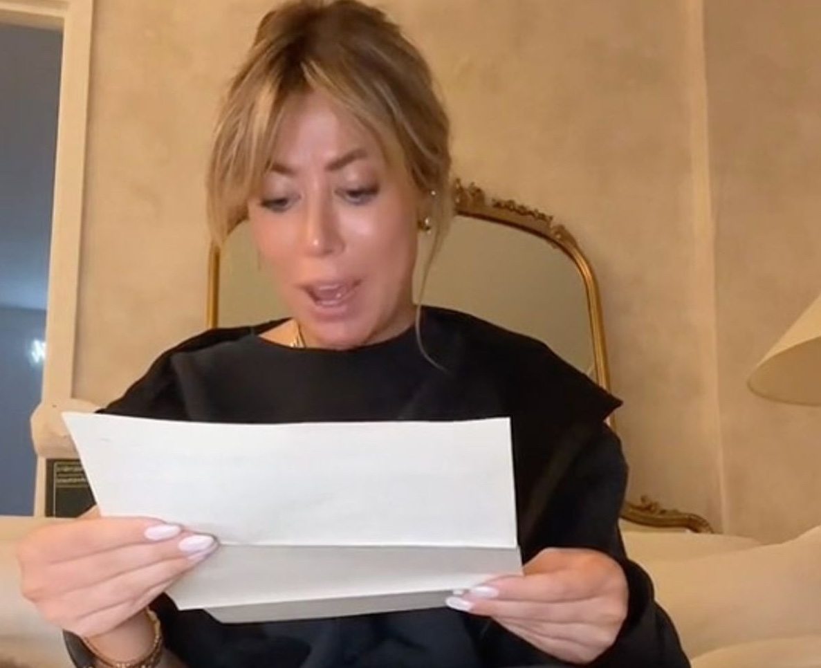 Sie erhielt einen Scheidungsbrief… Ihre Antwort ist Gold wert! ➤ Globenow.info