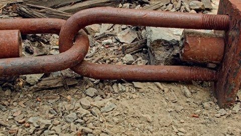 Der Fischer stieß auf eine riesige, rostige Kette – die Einheimischen flehten ihn an, sie nicht anzufassen ➤ Globenow.info