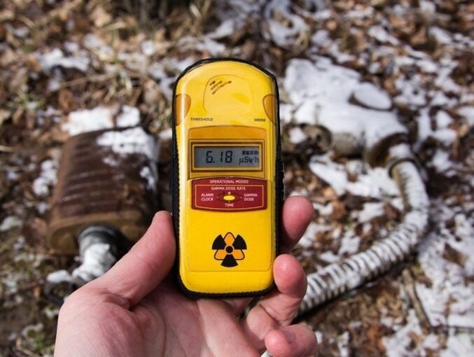 Er wäre beinahe daran vorbeigegangen – bis das Dosimeter laut zu piepen begann ➤ Globenow.info