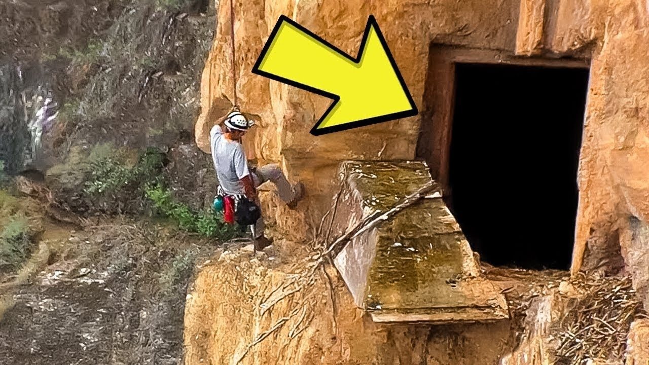 Er entdeckte eine winzige Tür in einem Berg – und erkannte zu spät, warum sie versteckt war ➤ Globenow.info