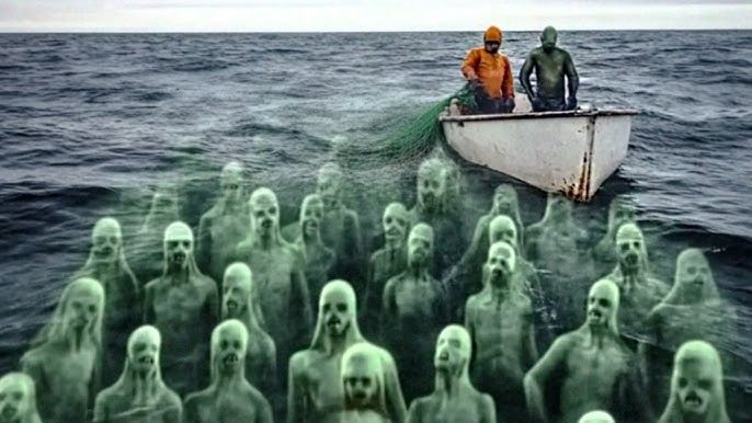 Die Fischer, deren Boote nach der Kollision mit dem mysteriösen Meereswesen gekentert waren, waren sprachlos
