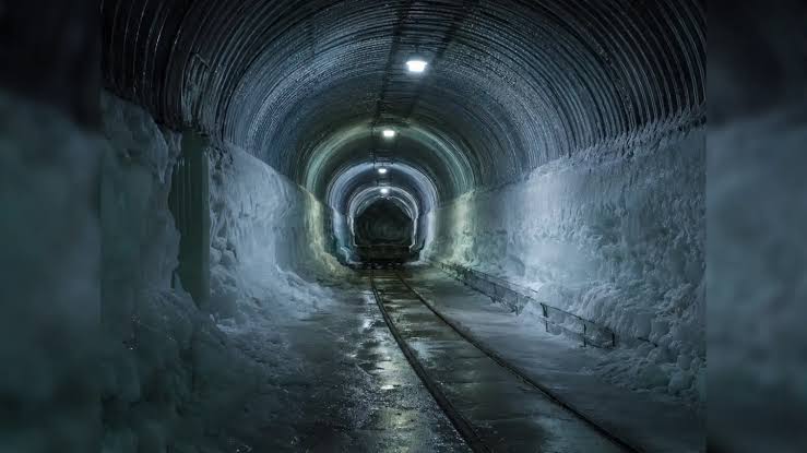Eine fast 60 Jahre lang verborgene „Stadt“ wurde unter dem grönländischen Eispanzer entdeckt